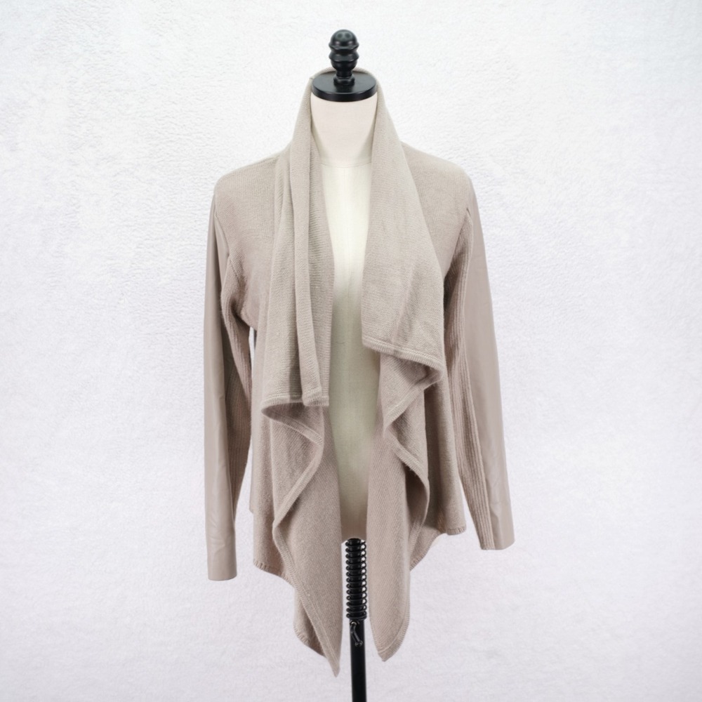 Simply Vera Wang Beige Tan Medium Open Knit Cardigan Sweater Acrylic Drape / Wat